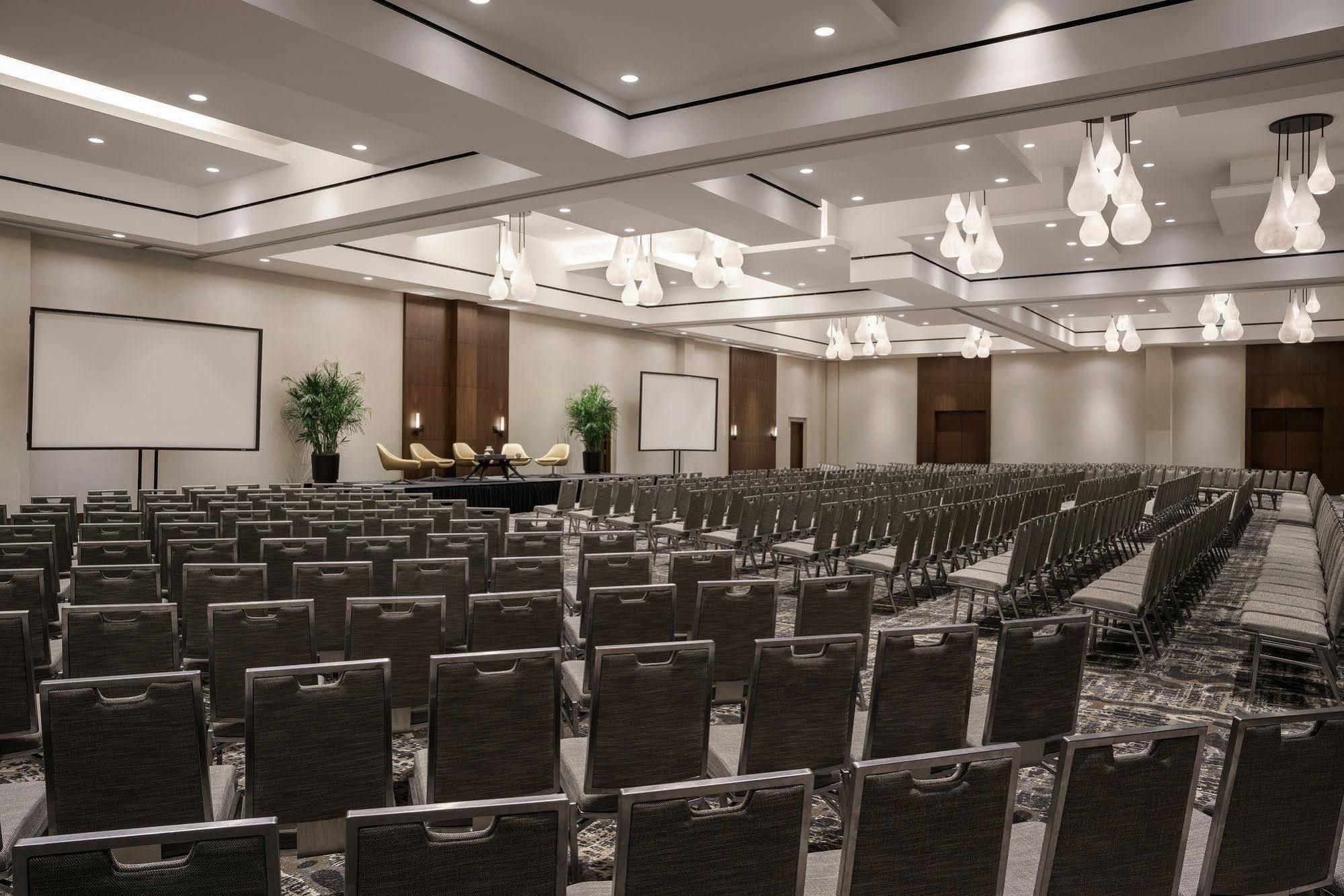 Hyatt Regency Houston Galleria Экстерьер фото